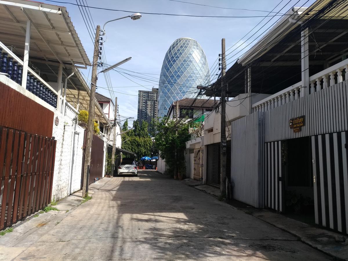 Хостел Baan Paan Sook Unitato Бангкок Екстер'єр фото
